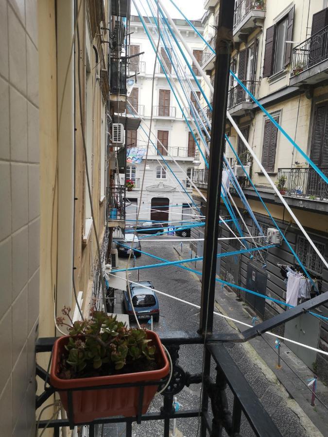 La Casa Sulla Nuvola Duomo Centro Storico Di Napoli Apartment Luaran gambar