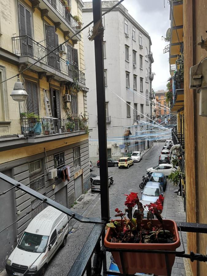 La Casa Sulla Nuvola Duomo Centro Storico Di Napoli Apartment Luaran gambar