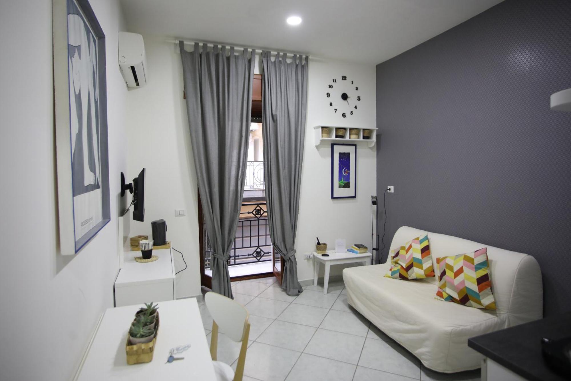 La Casa Sulla Nuvola Duomo Centro Storico Di Napoli Apartment Luaran gambar