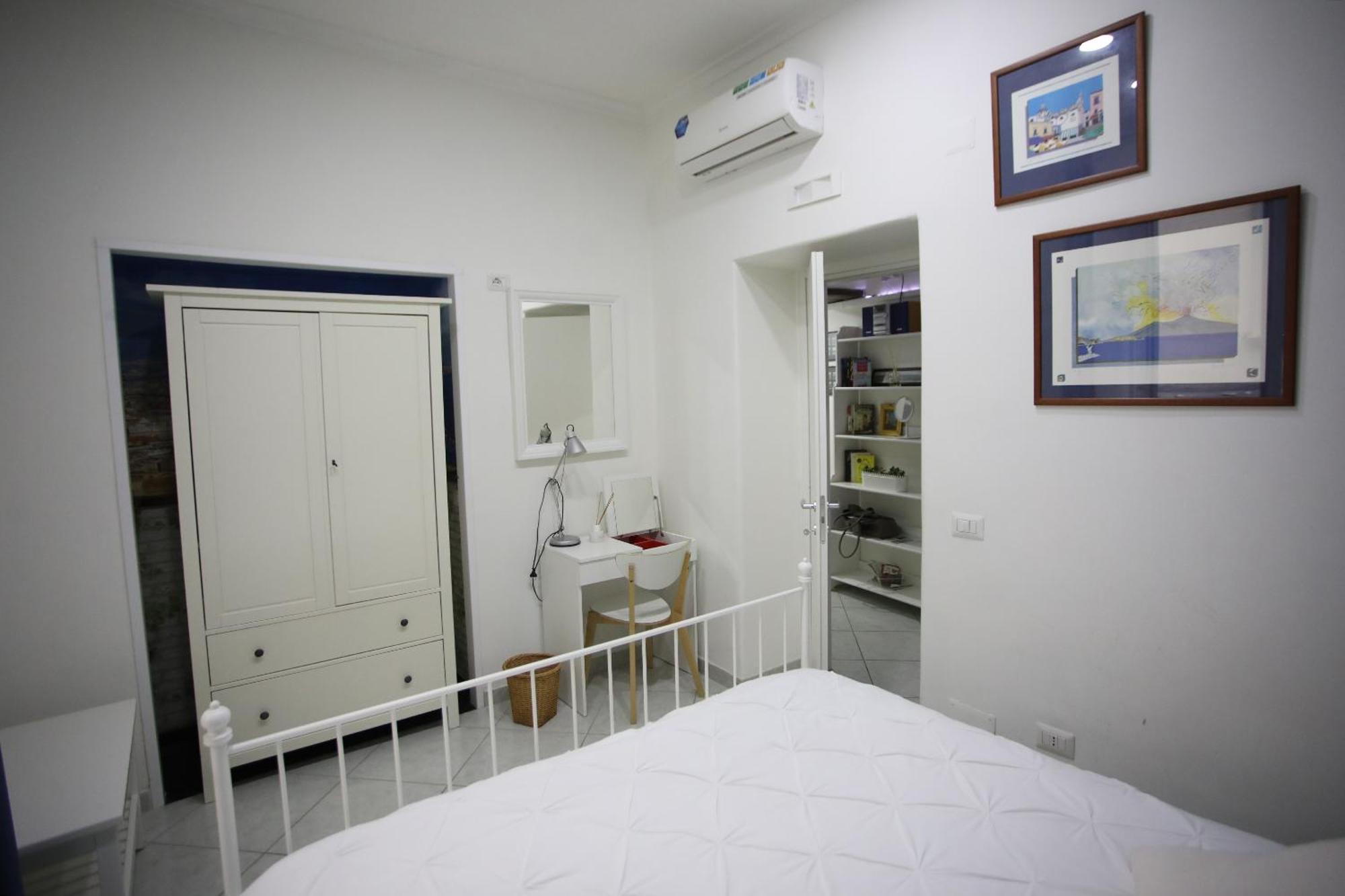 La Casa Sulla Nuvola Duomo Centro Storico Di Napoli Apartment Luaran gambar