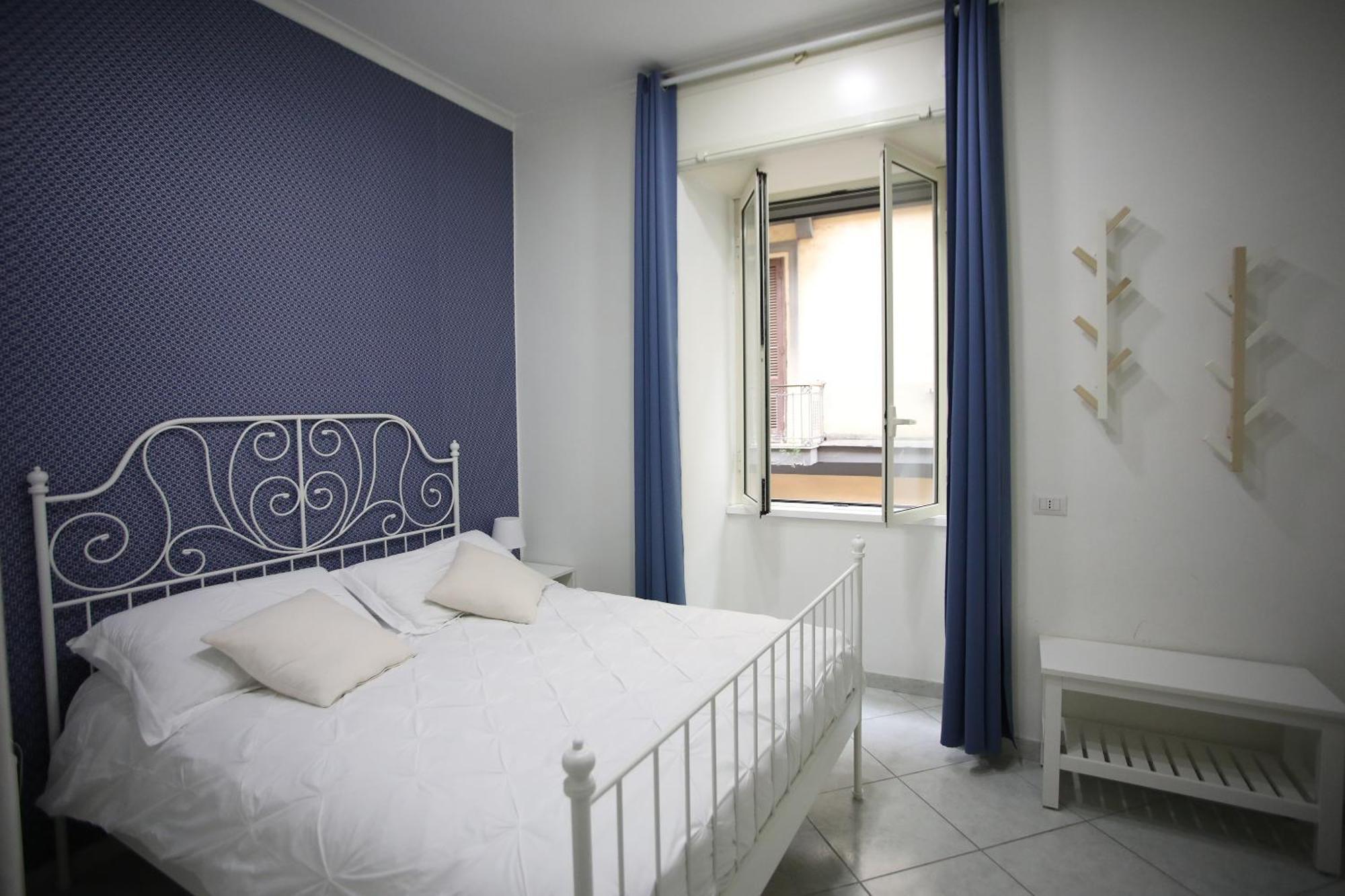 La Casa Sulla Nuvola Duomo Centro Storico Di Napoli Apartment Luaran gambar
