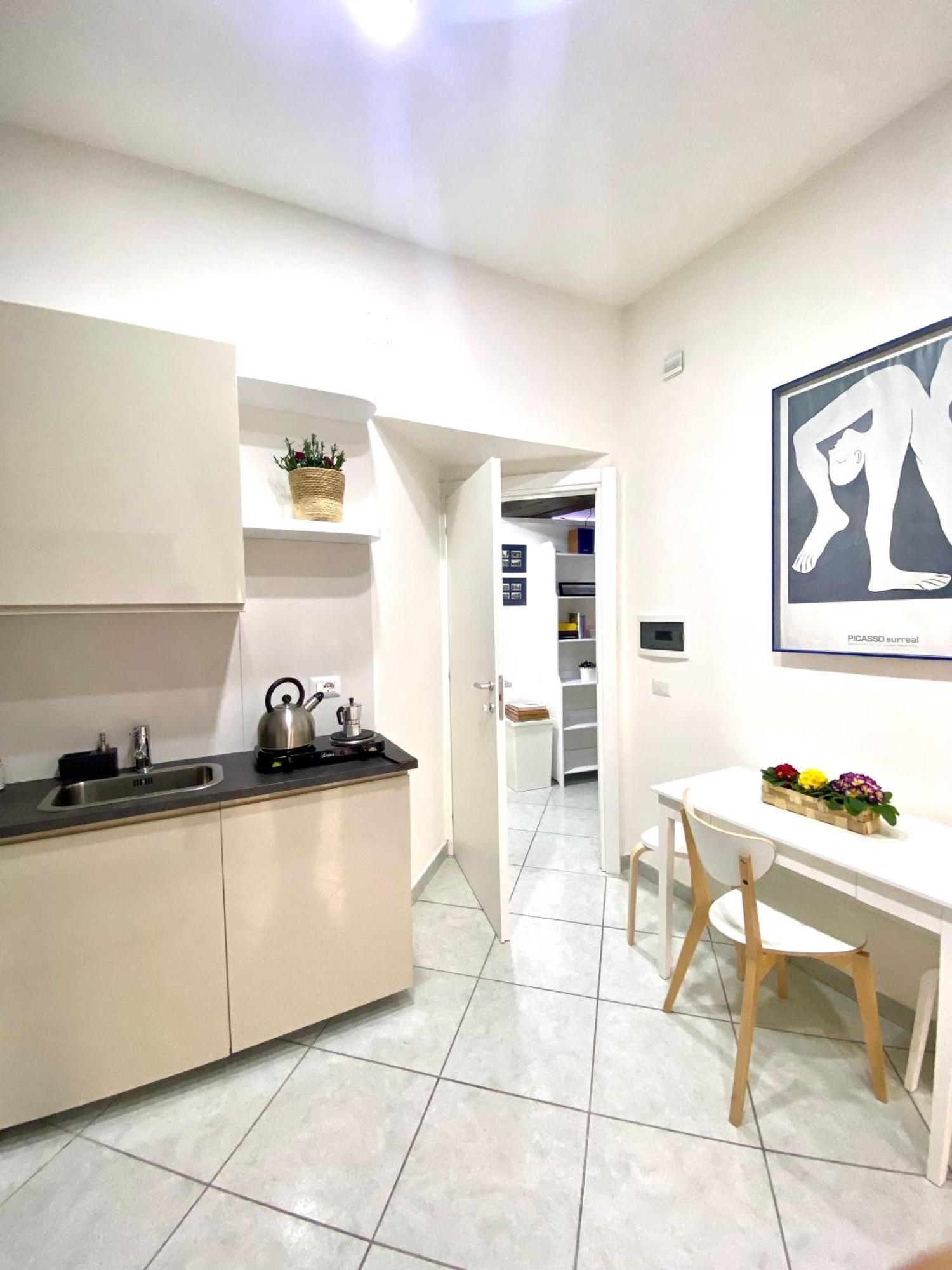 La Casa Sulla Nuvola Duomo Centro Storico Di Napoli Apartment Luaran gambar