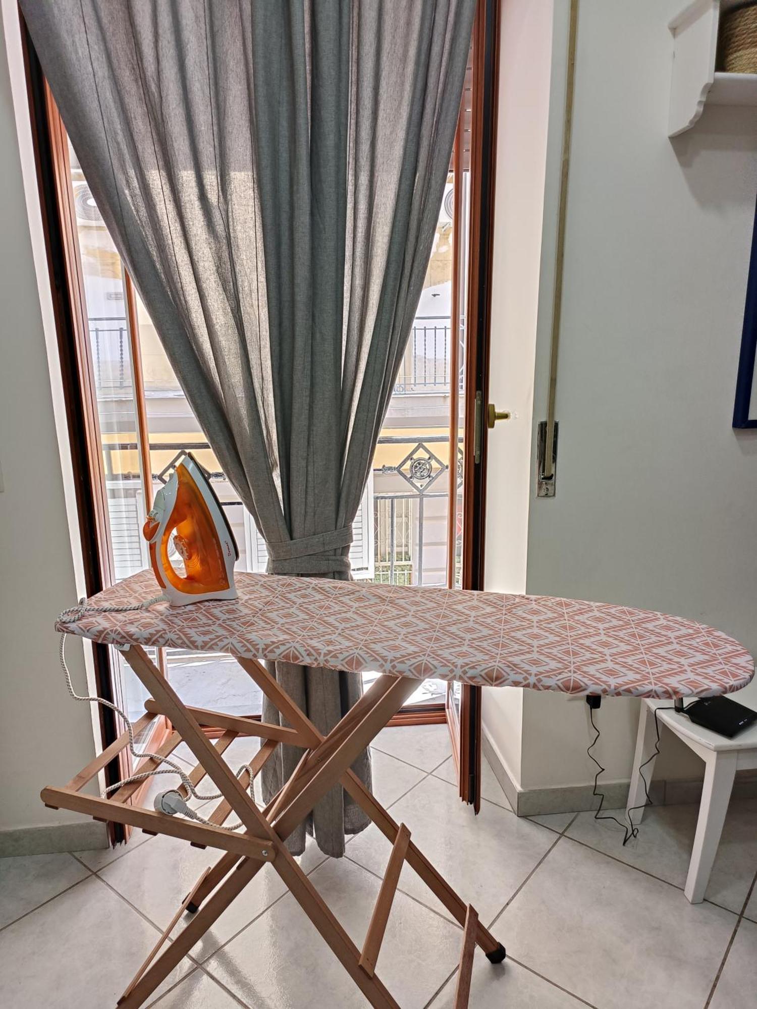 La Casa Sulla Nuvola Duomo Centro Storico Di Napoli Apartment Bilik gambar